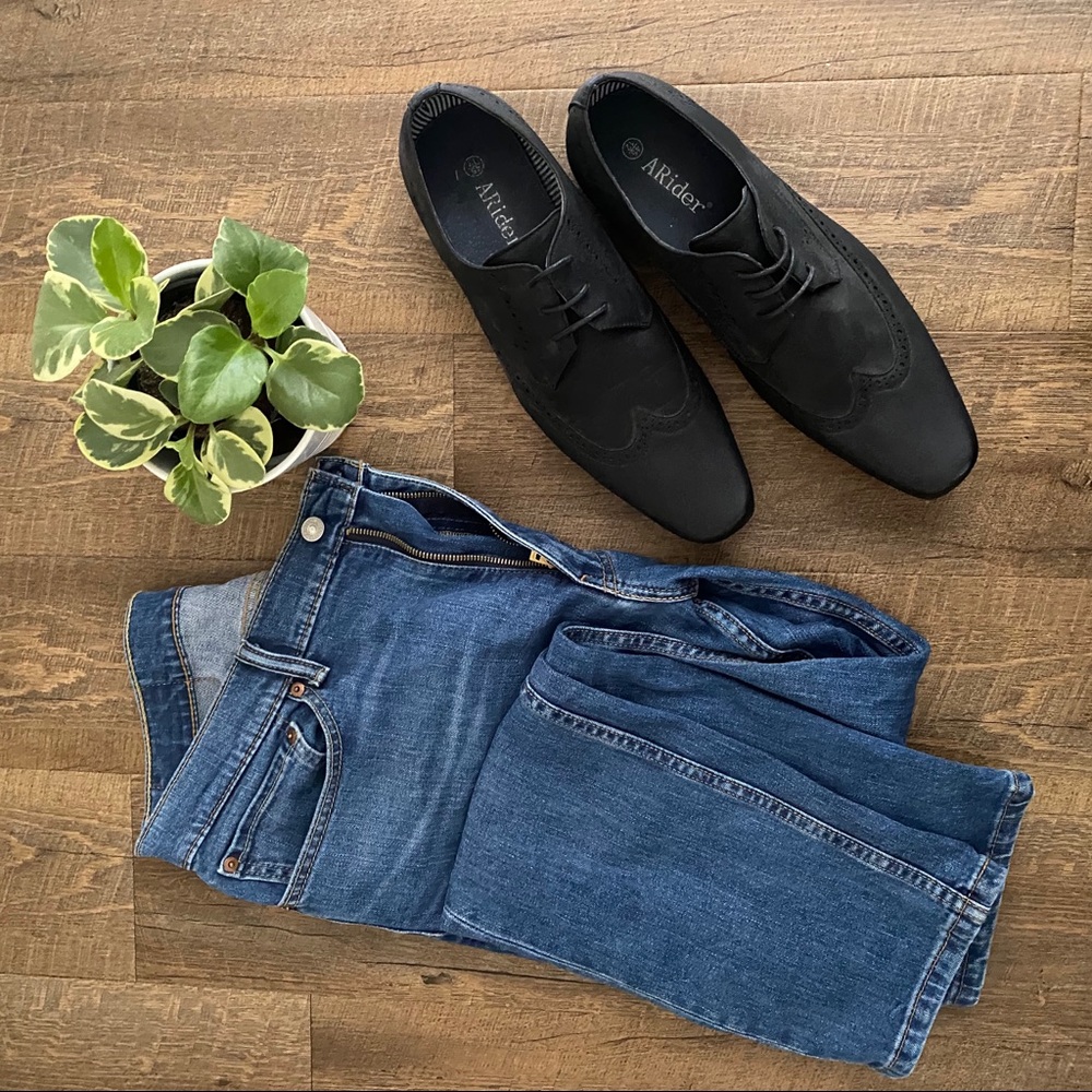 Arider Matte Dress Shoes.